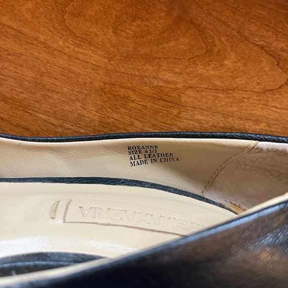 BCBG Maxazria Roxanne Black Heels - Picture 7 of 10